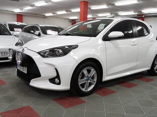 Toyota Yaris 1.5 VVT-i Active Kamera SoV hjul MoK värmare