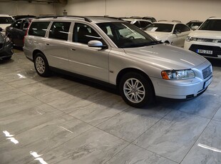 Volvo V70 2.4 (140hk) Business / 3-Ägare / Drag / Nyservad & Ny Besiktad