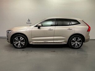 Volvo XC60 Recharge T6 Core Edition / 360 kamera /