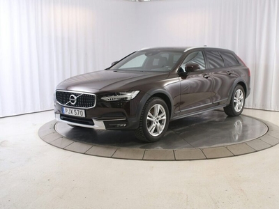 Volvo V90 Cross Country