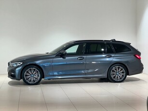 BMW 330e xDrive, M-Sport, Laserljus, 360-kam, Elstolar, Drag