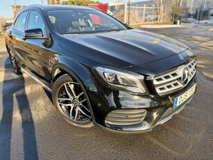 Mercedes-Benz GLA 200 d 4MATIC,AUT, AMGSport,Panorama,V-Däck