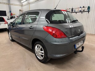 Peugeot 308 5-dörrar 1.6 HDi Dragkrok Motorvärmare