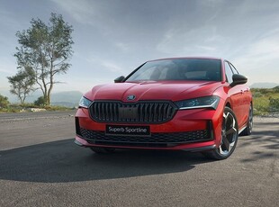 Skoda SuperbSportline finns nu att beställa 2025, Personbil