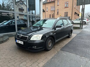 Toyota Avensis Kombi 1.8 VVT-i / V-hjul / Nybesiktigad