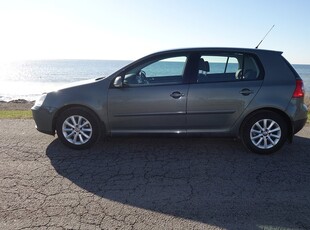 Volkswagen Golf 5-dörrar 1.9 TDI DSG