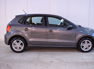 Volkswagen Polo 1.2 TSI 90hk Automat Dubbdäck Skatt 360:-