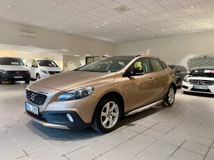 Volvo V40 Cross Country D4 177hk Momentum Business PRO / VOC