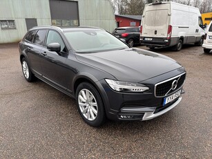 Volvo V90 Cross Country D4 AWD Momentum Euro 6 Dragkrok