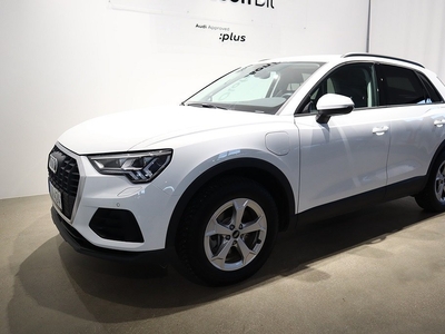 Audi Q3 45 TFSI e - Hybrid 245HK / Matrix / SONOS NÖD OCH