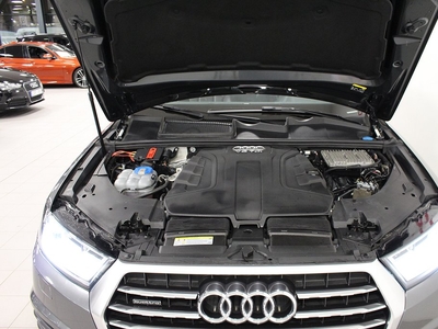 Audi Q7 3.0 TDI V6 quattro S-Line 272hk Drag 7-sits