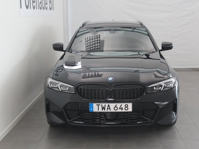 BMW 330e xDrive Touring M Sport Drag Rattvärme Park Assist