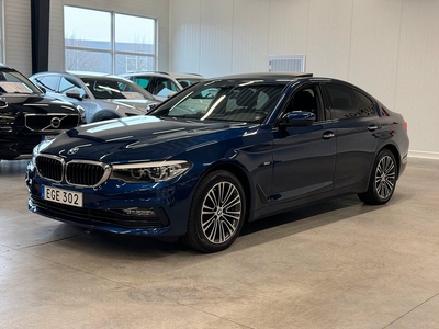 BMW 520 d xDrive Sedan Sport line Taklucka Drag Låga mil