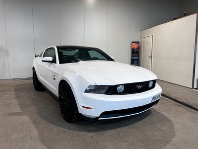 Ford Mustang GT 4.2 320hk Automat | nybes | Nyservad| Lågmil