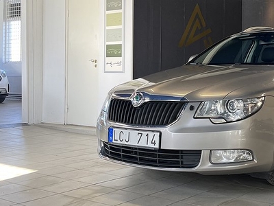 Skoda Superb Kombi 1.8 TSI / Ny Servad /