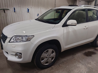 Toyota RAV4 2.0 VVT-i 4x4 Euro 5