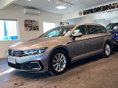 Volkswagen Passat Sportscombi GTE DSG Cockpit Drag Gps Värmare