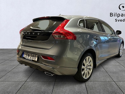 Volvo V40 D2 Momentum Blis, Navigation, City Safety 2, 120hk