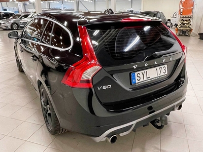 Volvo V60 T6 Momentum R-Design AWD 330HK Automat