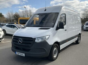 Mercedes Sprinter 211 CDI Skåp 2WD (114hk)