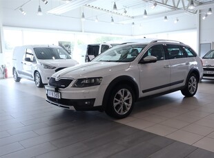 Skoda Octavia Scout 2.0 TDI 4x4 Premium DSG 184hk B-Kamera Navi