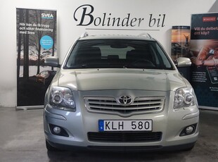 Toyota Avensis Kombi 2.0 D-4D DRAGKROK HEMLEVERANS