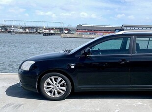 Toyota Avensis Kombi 2.2 D-CAT - *Kanonfin - fr 6,95%*