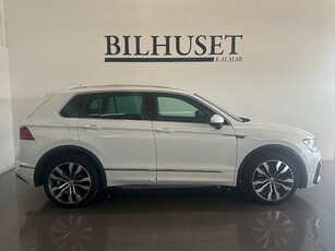 Volkswagen Tiguan 2.0 TDI 4Motion R-line *Panorama *Värmare