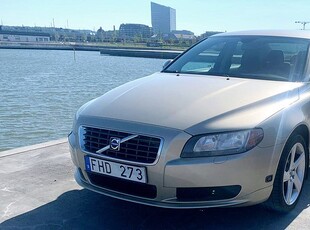 Volvo S80 2.5T Kinetic - *Superfin lågmilare - fr 6,95%*