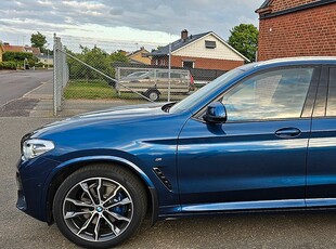 BMW X3 xDrive 30d M-Sport Navi Drag D-värmare Adaptiv farth