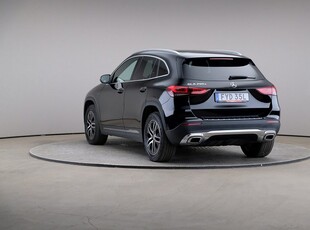 Mercedes-Benz GLA 250E SE-Edition Drag Distronic