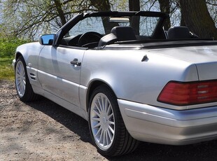 Mercedes-Benz SL 320 Panoramaglastak Fullservad Få ägare