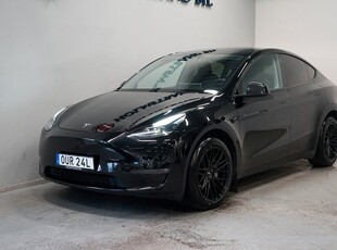 Tesla Model Y Long Range AWD 345hk Värmepump Drag Rattvärme