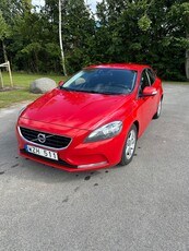 Volvo V40 D2 Euro 5, Dragkrok, Kamrem bytt