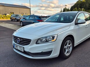 Volvo V60 D2 Kinetic Nyservad Euro 5