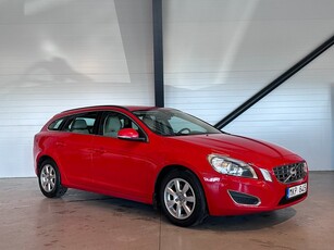 Volvo V60 D2 Momentum | Drag | PDC | Euro 5