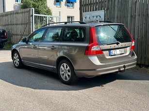 Volvo V70 2.0 Flexifuel Kinetic | Drag | M-Värm | Fullserv