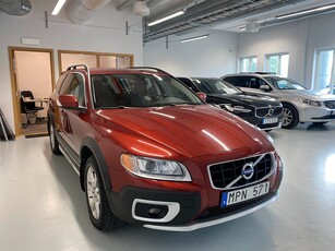 Volvo XC70 D5 AWD 205hk Geartronic Summum Drag Nybes P-värme