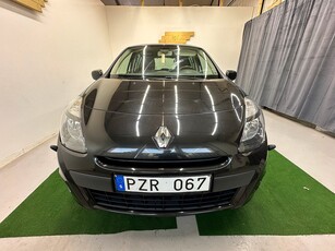 Renault Clio 5-dörrars 1.2/Nybesiktigad/Nyserv/0%RÄNTA