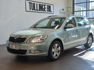 Skoda Octavia Kombi 1.4 TSI Automat Elegance LÅGMIL 1 Ägare