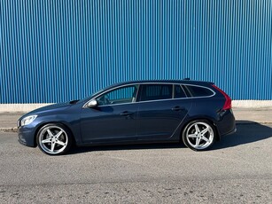 Volvo V60 D5 Geartronic R-Design Navi 205Hk