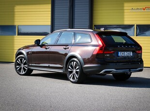 Volvo V90 Cross Country D4 AWD 190hk | PANO | KAMERA