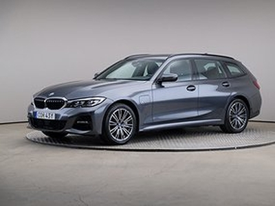 BMW 330e Series 3 Touring M-Sport Connected Navi