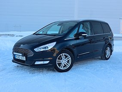 Ford Galaxy 2.0 TDCi AWD Powershift DVärme Backkamera 7-stis