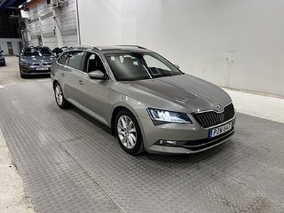 Skoda Superb 2.0 TDI 150hk D-Värm Kamera Navi Drag Carplay