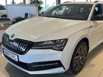 Skoda SuperbŠkoda iV Kombi Sportline 2023, Kombi