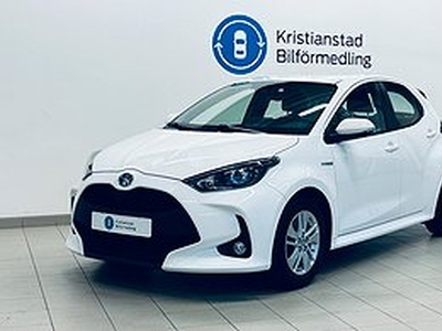 Toyota Yaris Hybrid CVT Vinterhjul, Backkamera,