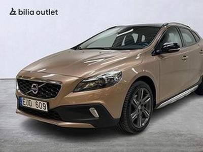 Volvo V40 Cross Country D2 Momentum 115hk Panorama