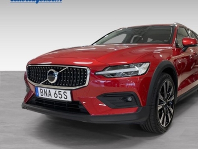 Volvo V60Cross Country B4 AWD Diesel Plus 2023, Kombi