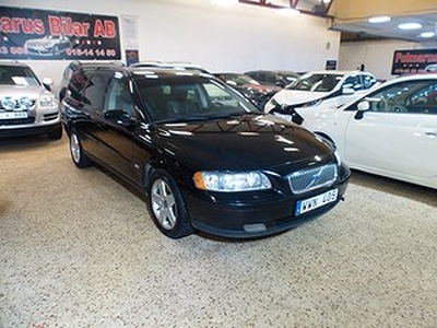 Volvo V70 2.5T AWD Kinetic Ny Servad & Besiktigad